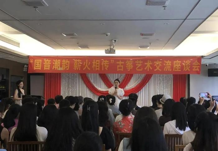 中国音乐学院硕博团队来汕采风