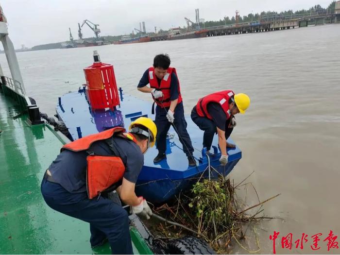 洪流中的“守护者”丨长江九江航道处积极做好防汛保畅工作
