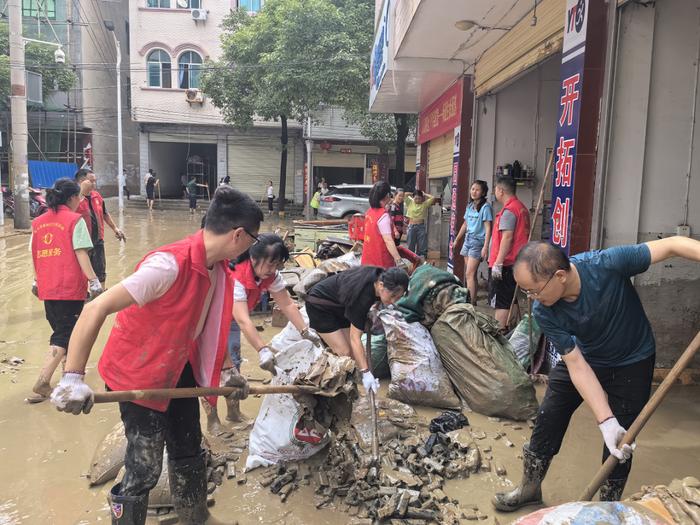 闻“汛”而动，迅速集结！贵州黔东南州司法行政人在行动