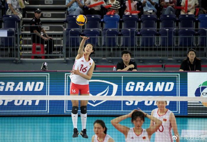 U20亚锦赛战胜日本队，中国女排时隔8年再夺冠！