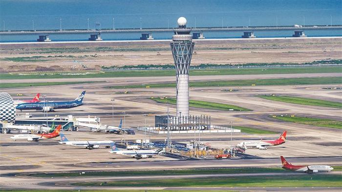 今年暑运深圳航班量预计突破7万架次 机场日均航班1150架次