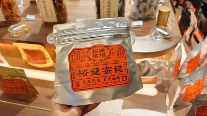 茶饮新排队王，席卷上海