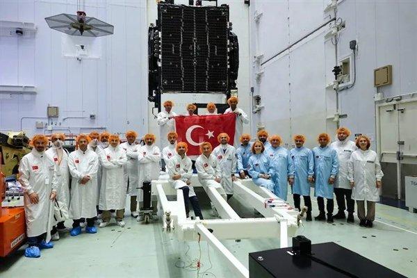 土耳其首次发射自研通信卫星：全球第11家