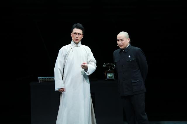 隐蔽战线英雄故事登上京剧舞台，如何实现了与当代观众的情感共振