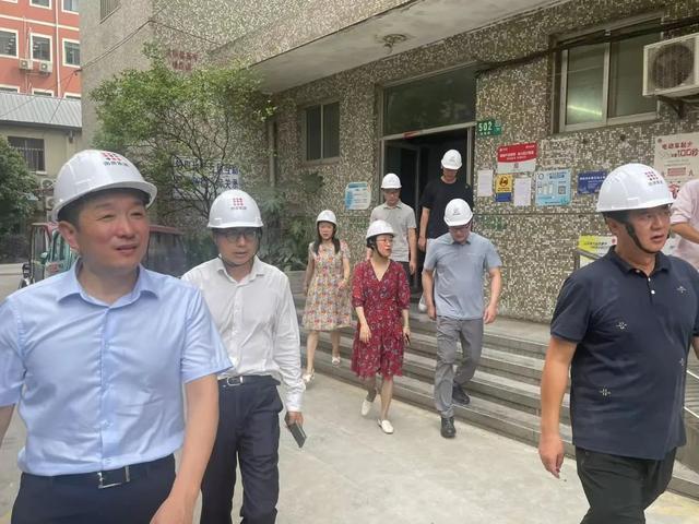 南房集团赴租赁公司保租房建设项目调研