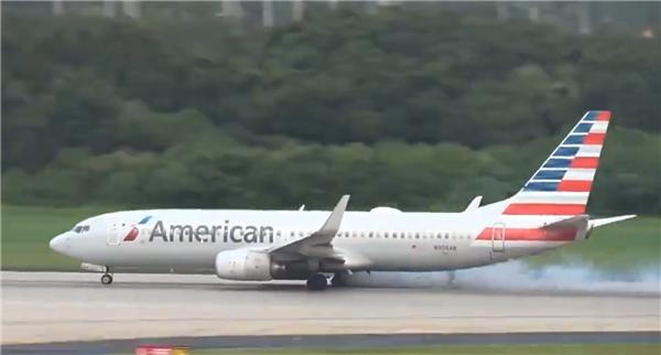 又是轮胎问题！美国航空一架波音737-800客机起飞时爆胎