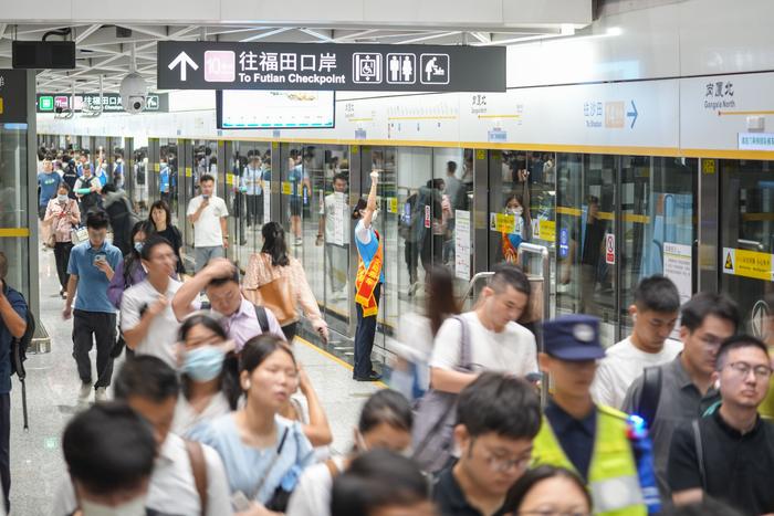深圳地铁14号线7月13日起延长运营30分钟