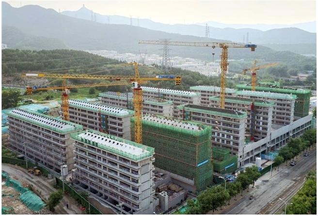 中建六局总承包公司北京门头沟6050地块居住用地项目全面封顶