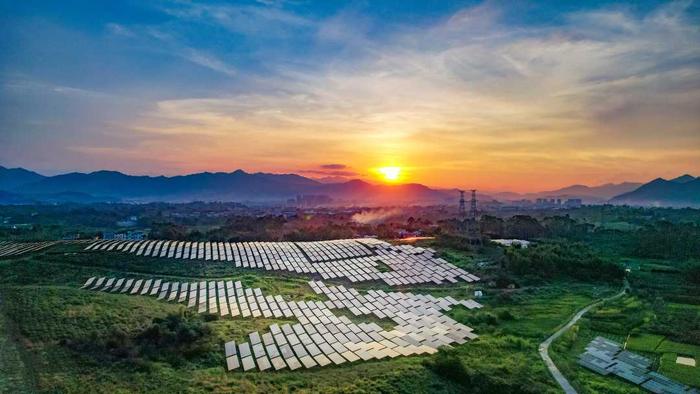 广西蒙山：绿色能源助发展