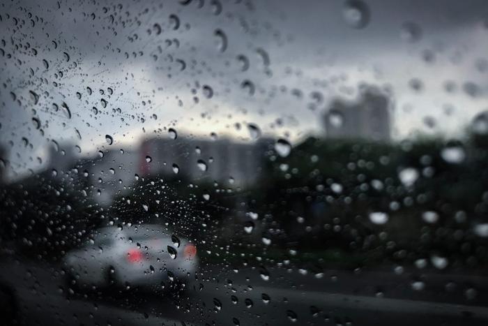 【新闻早茶】河北大范围降雨上线，周末回家注意行车安全！还有这些热点……