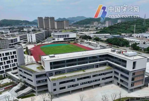 新增高中学位上千个！这所“新”学校今年9月投用