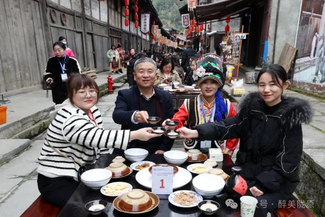 《“传奇青木川·秦岭最江南 ”2024年青木川景区兰州旅游推介会》圆满召开