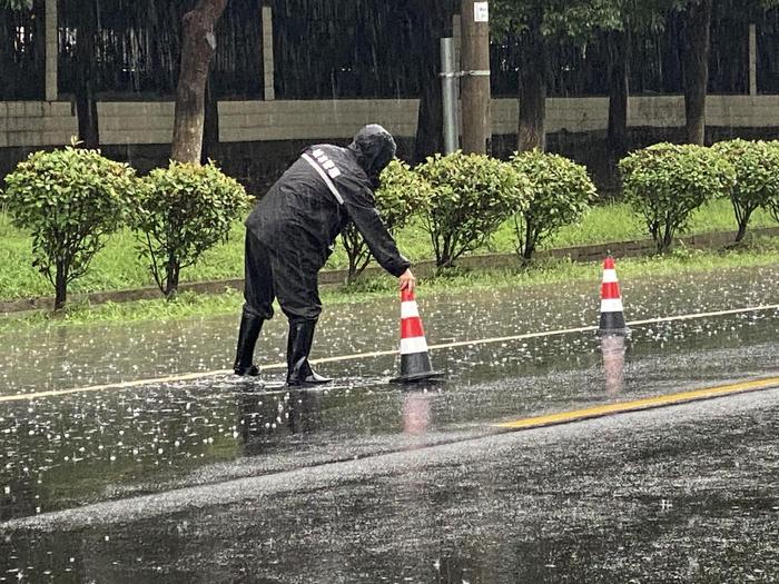 既要防洪又要防涝，防汛形势复杂严峻