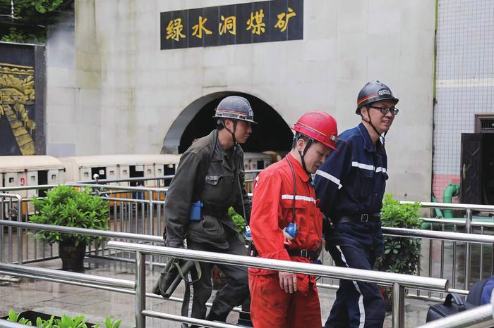 中国人寿助力筑牢灾害防护网