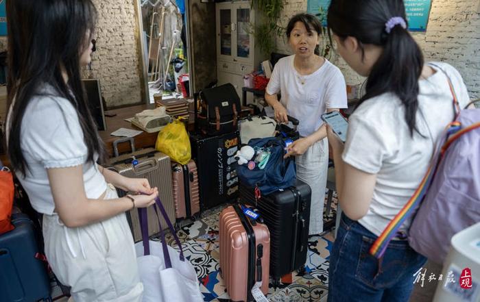 记者实探：上海景点、街区及商圈行李寄存服务，还有哪些难题待解？