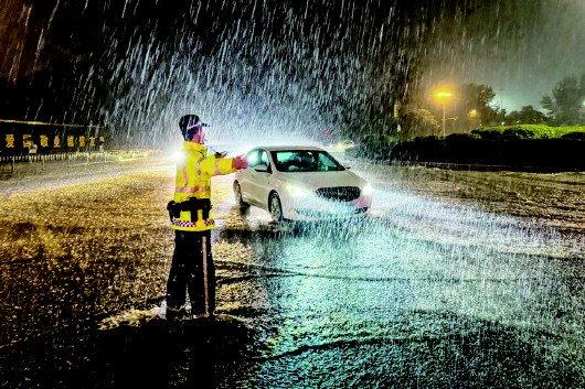 7月8日，枣庄市出现强降雨天气，为全