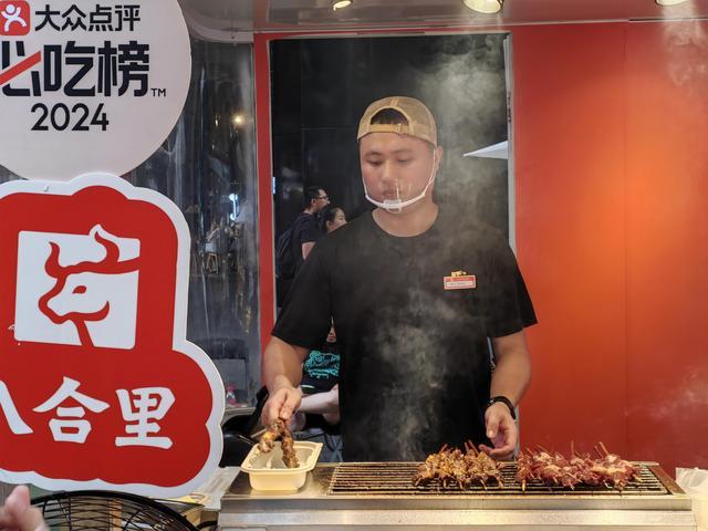 一次性打卡近40家“必吃榜”餐厅，真的太饱了