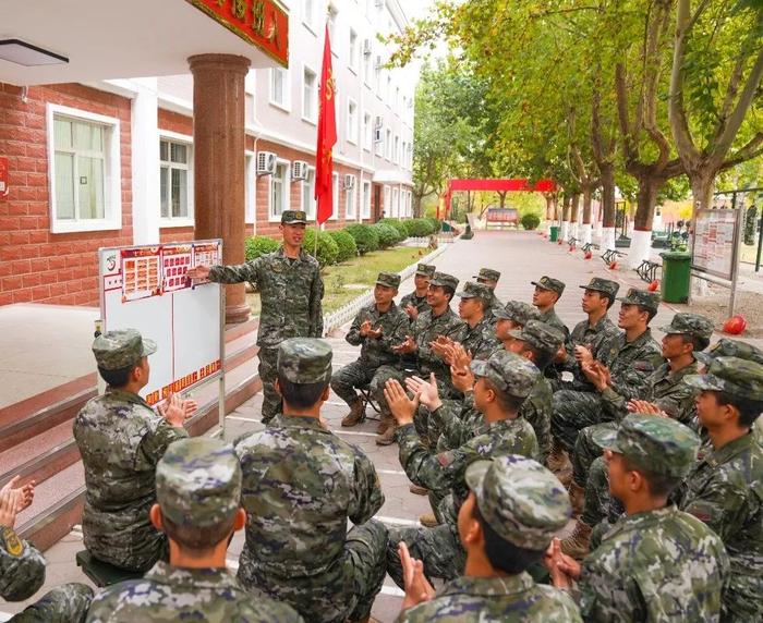 武警各部队深入学习贯彻中央军委政治工作会议精神