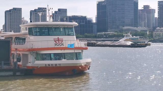 中国首艘新能源客运渡轮“上海轮渡11”即将投入浦江运营