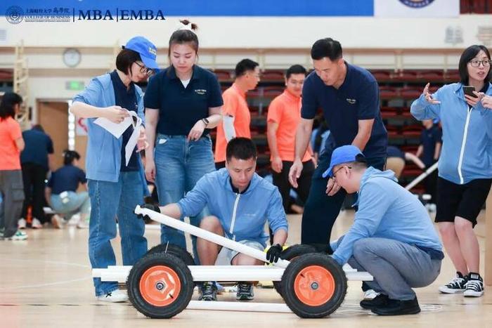 上海财经大学商学院2024级MBA/EMBA新生拓展活动成功举办