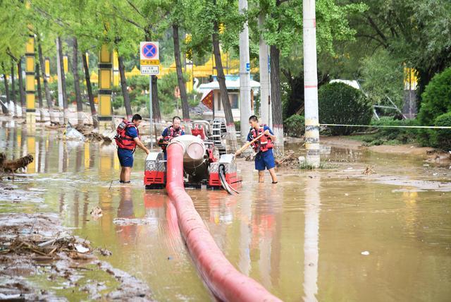 暴雨来袭 陕西宝鸡在行动