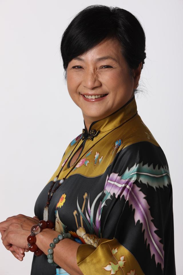 “武侠影后”郑佩佩去世，享年78岁