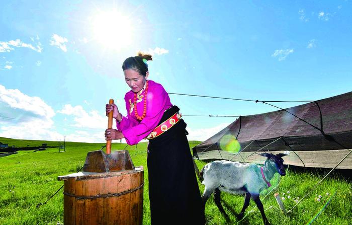 以旅游之笔绘乡村振兴美丽画卷