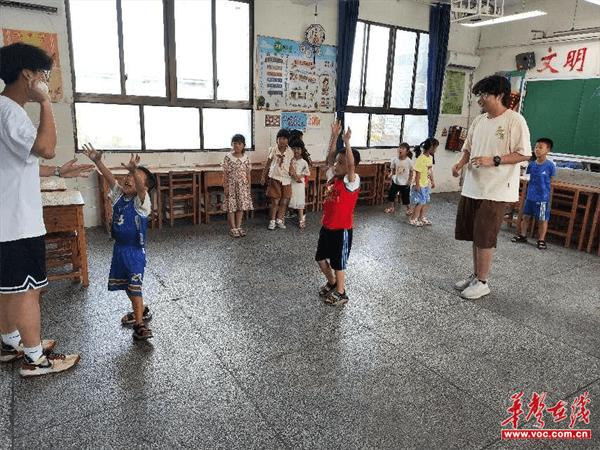 湖南信息学院管理学院学子三下乡：支教启程 共筑希望之桥