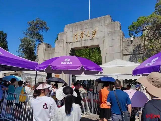 “一分钟抢完预约名额”，大学开放应有更多探索|青年说