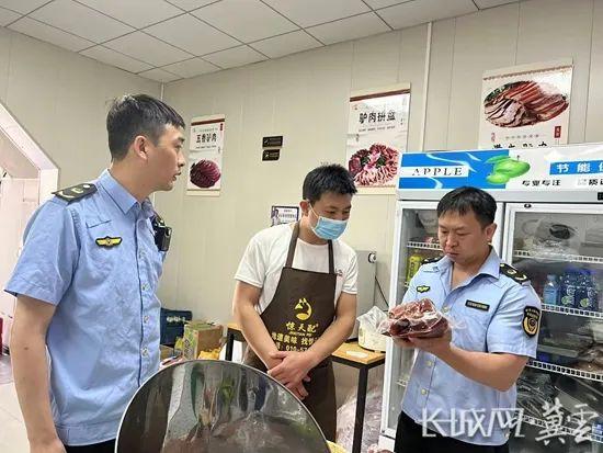 【食安创建】霸州市全力守护暑期餐饮服务环节食品安全