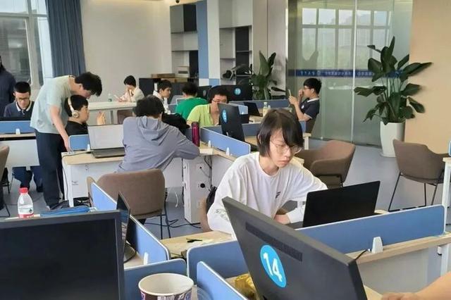 江苏6名高中生入选信息学国家队！获得清华、北大保送资格