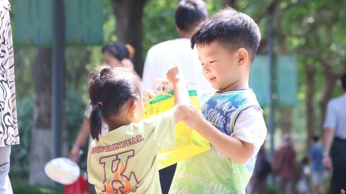 连开2日！“泉水人家”早市嘉年华 在花圃公园唤醒泉城“烟火气”