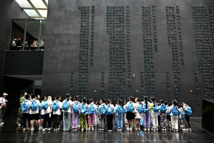 “铭记历史 吾辈自强”——哈尔滨市平房区红色+航空一日研学营开营