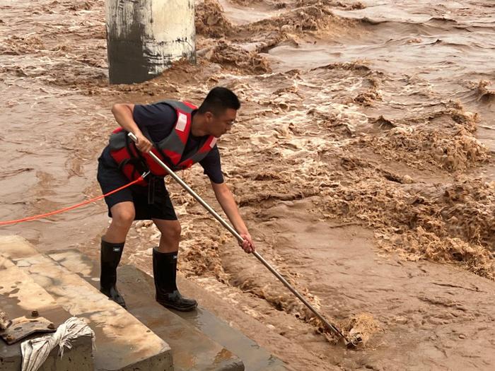 走一线 看防汛︱微水水文站：24小时备汛、黑科技测流……“以时时放心不下的责任感”备战主汛期