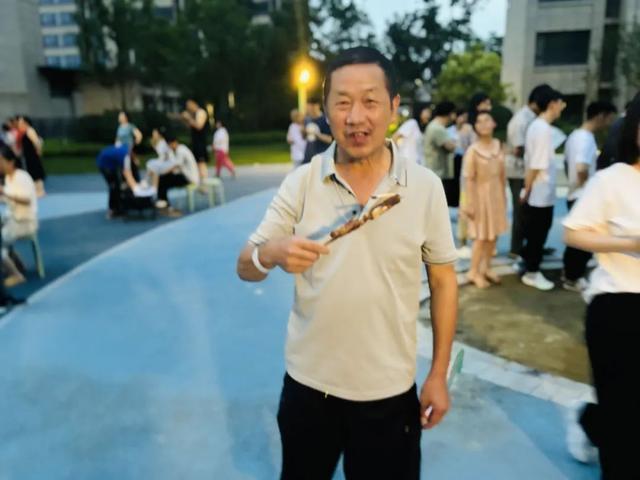 “烧烤+音乐+冷饮”，金海街道家门口的夏日生活节，好city！