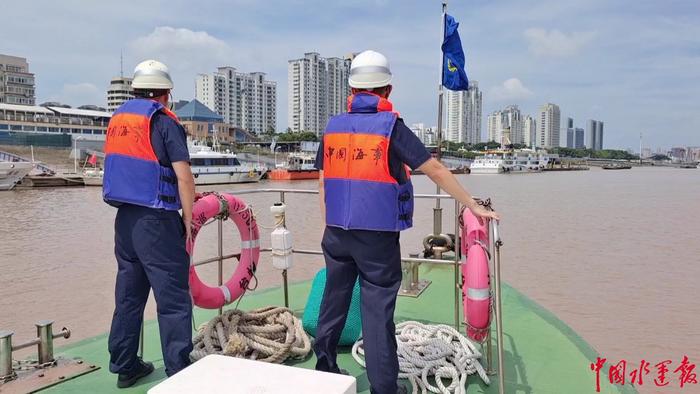 台风“格美”逼近 台州海事部门紧急撤离1300余名大陈岛旅客 台州海域30处在建沿海水上工程全部停工