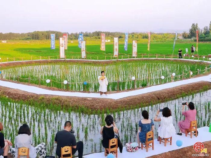 孩童、稻田、蛙鸣……这场T台秀满满夏天的味道！