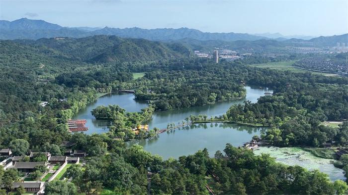 河北承德：暑期旅游迎旺季