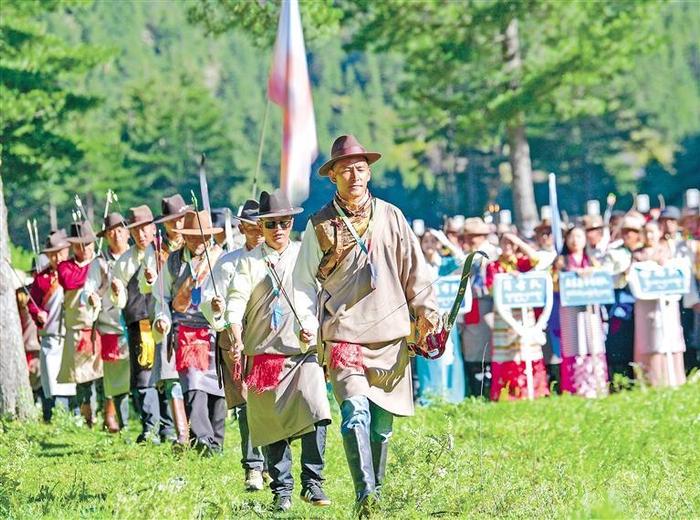 全民健身“热” 旅游人气“旺”