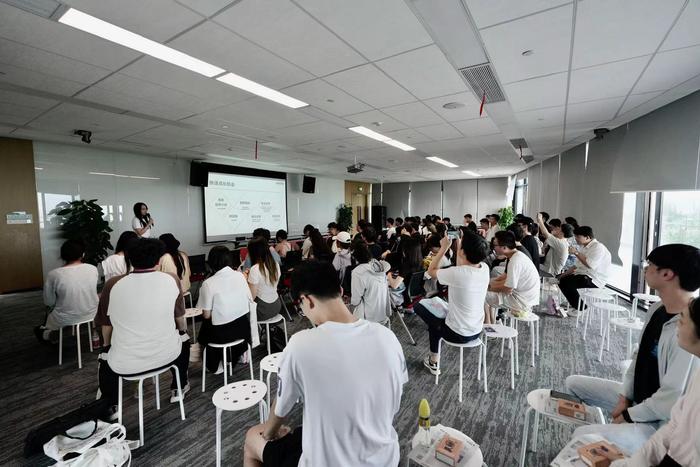 联影集团在第九届全国大学生生物医学工程创新设计竞赛期间举办专场宣讲招聘活动