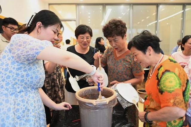 探索共融，结对善治，升级“结对传帮带”赋能社区工作