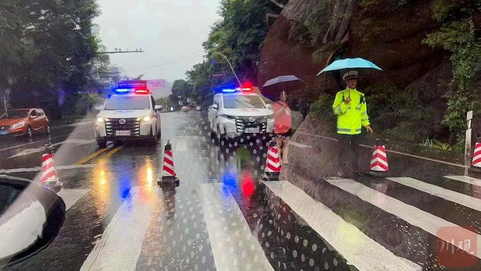 C视觉丨直击成都大邑降雨 导致河水暴涨