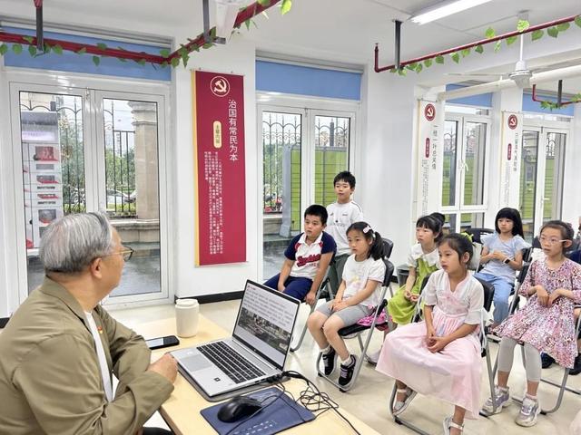 这个夏天加入社区共学团，收获五彩斑斓的暑假