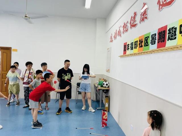 这个夏天加入社区共学团，收获五彩斑斓的暑假