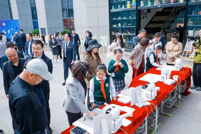 未央区西航三校任雨鑫等6位教师在西安市义务教育学校作业管理与设计案例展评活动中获奖