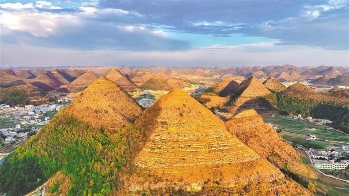 旅游新宠 世界地质公园和古生物化石探秘