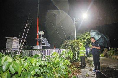 暴雨预警后北京怀柔箭扣长城下小村落的一天