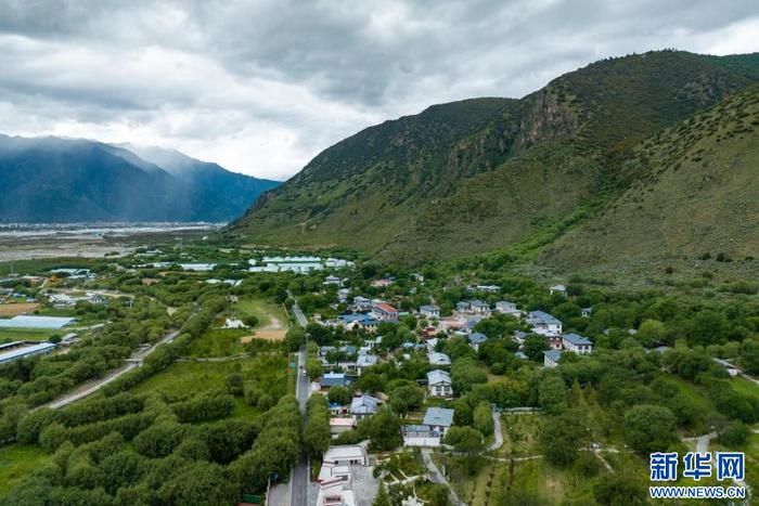 【我们的家园】林芝嘎拉村：桃花源里绘新卷