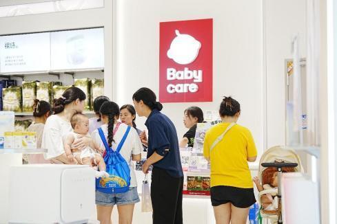 Babycare线下门店再创新，在成都万象城打造“育儿样板间”