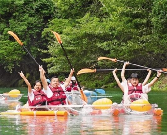 描绘贵州平常人家消夏图景